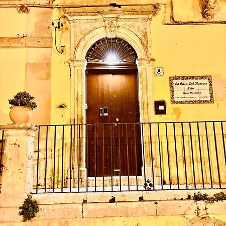 La Casa Del Barocco Hotel Ното Екстериор снимка
