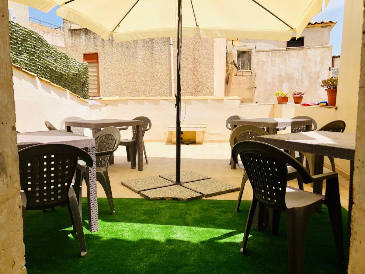 La Casa Del Barocco Hotel Ното Екстериор снимка