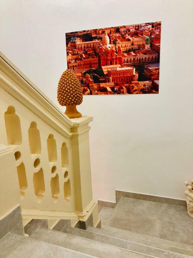 La Casa Del Barocco Hotel Ното Екстериор снимка
